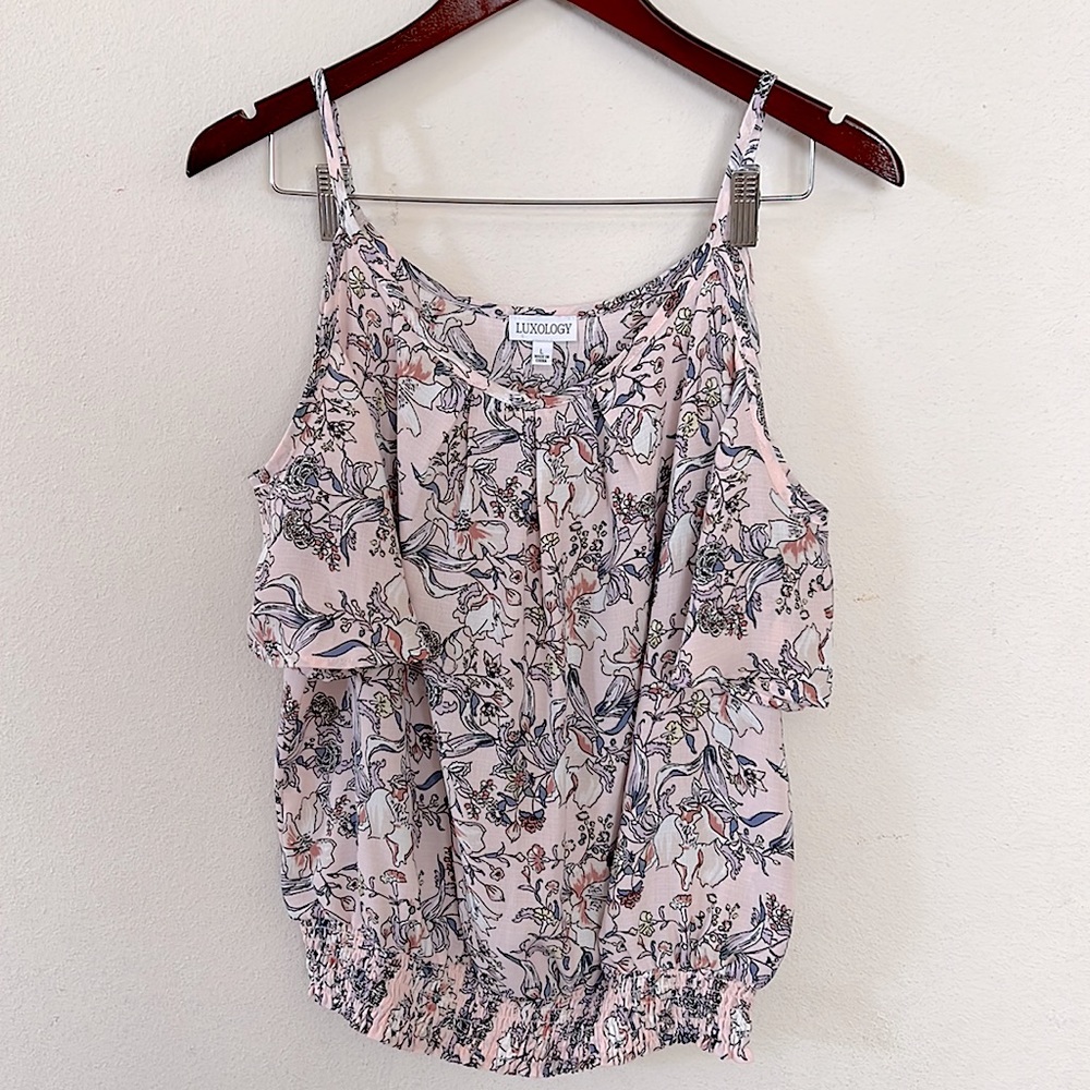 Cold-Shoulder Luxology Floral Top